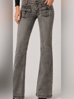 Tyler Sky London Gray Low Rise Flare Jeans Women’s Size 31 Y2K